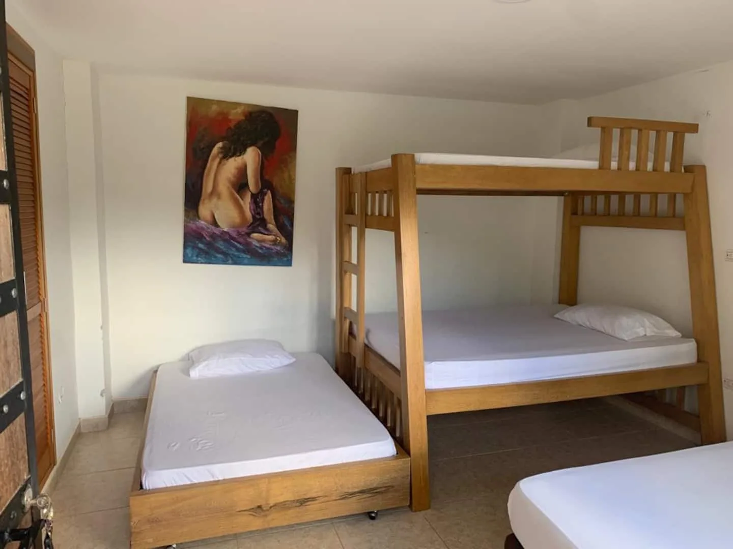 Dormitorio con camarotes
